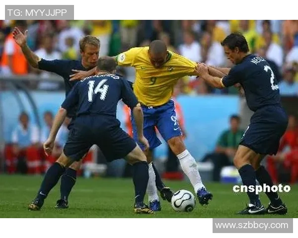 全球最顶尖足球明星排名解析 盘点当今足坛最具影响力球员 全球最顶尖足球明星排名解析 盘点当今足坛最具影响力球员