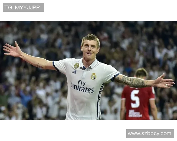 德国历史足球球星排名解析 德国足球传奇人物的辉煌成就与贡献