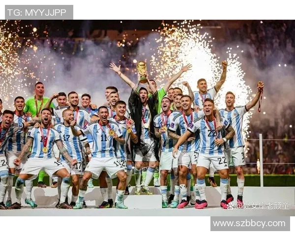 梅西、C罗与马拉多纳：三位足球传奇如何改变世界足坛历史