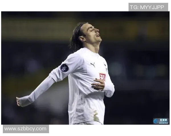 潇洒哥绿茵风采展现豪情点燃球迷激情共谱足球传奇之路